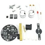 Conjunto de componentes eletrônicos variados para experimentações e bricolagem científica.