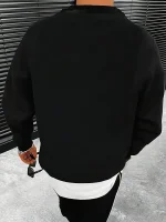 Polaire preta unissexo, ideal para decoração ou como roupa de esporte, com um design simples e moderno. Perfeita para um visual casual ou para adicionar um toque científico ao seu estilo.